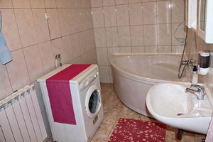Zagreb-apartment-with-bath